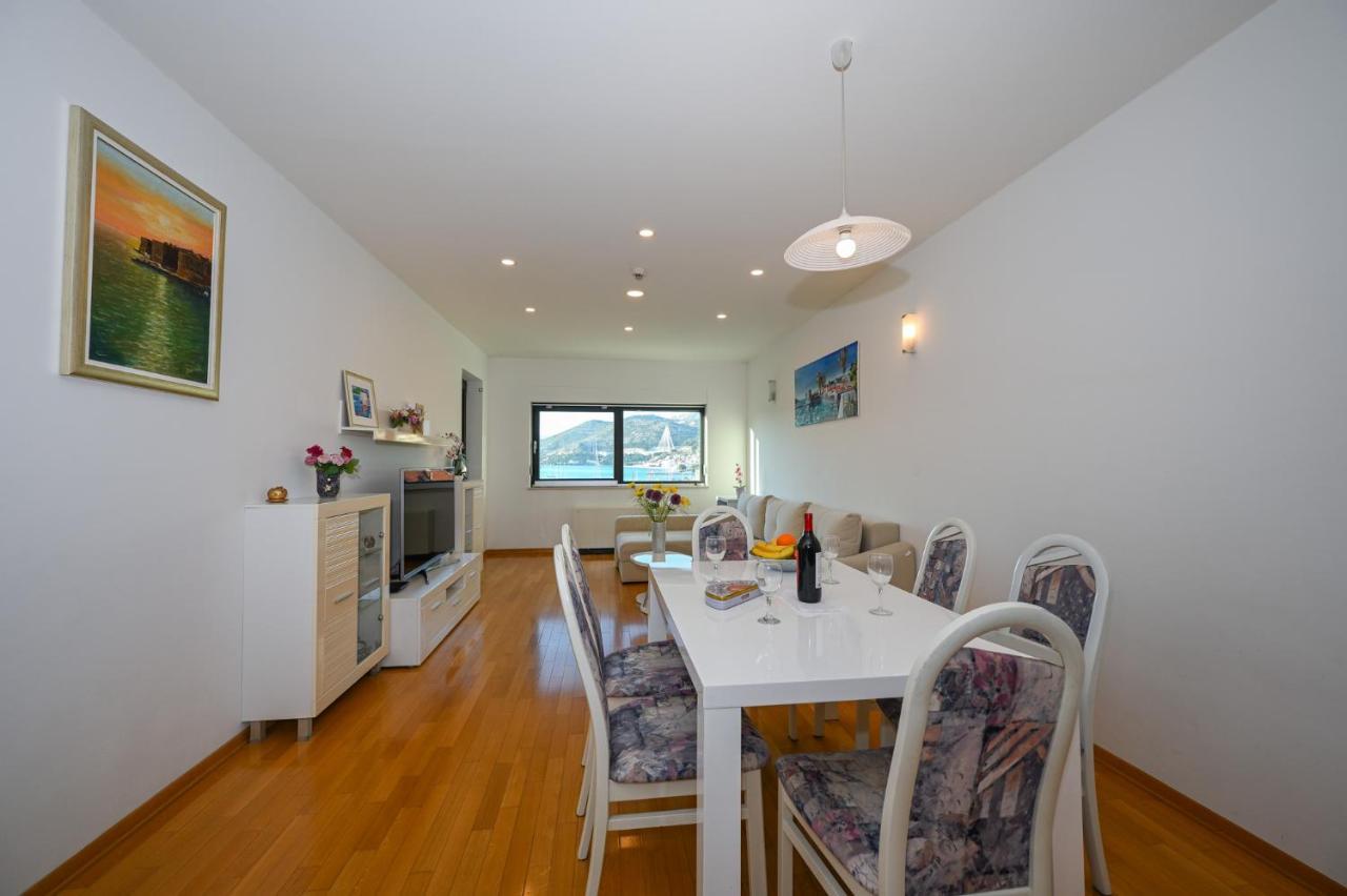 두브로브니크 Sea View Porto With Secured Private Parking 아파트 외부 사진