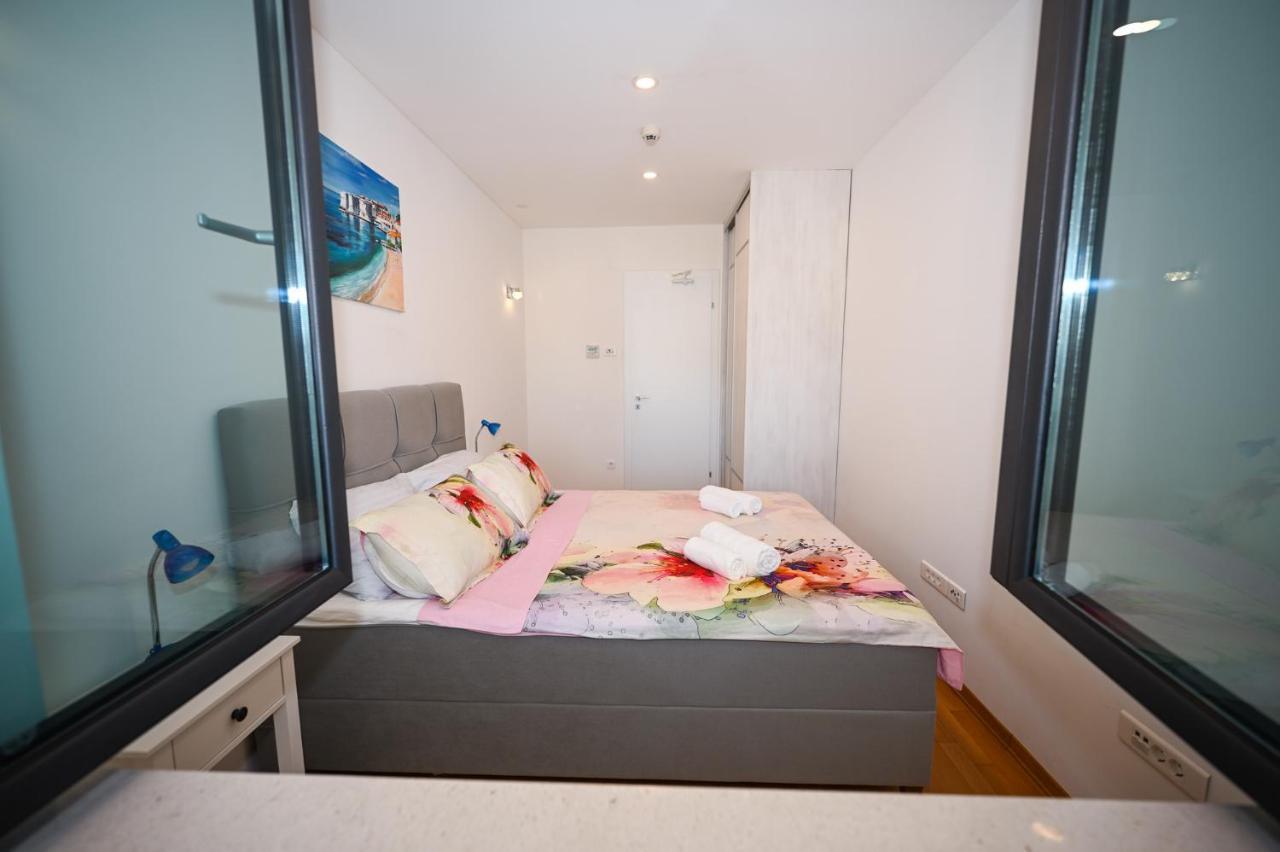 두브로브니크 Sea View Porto With Secured Private Parking 아파트 외부 사진