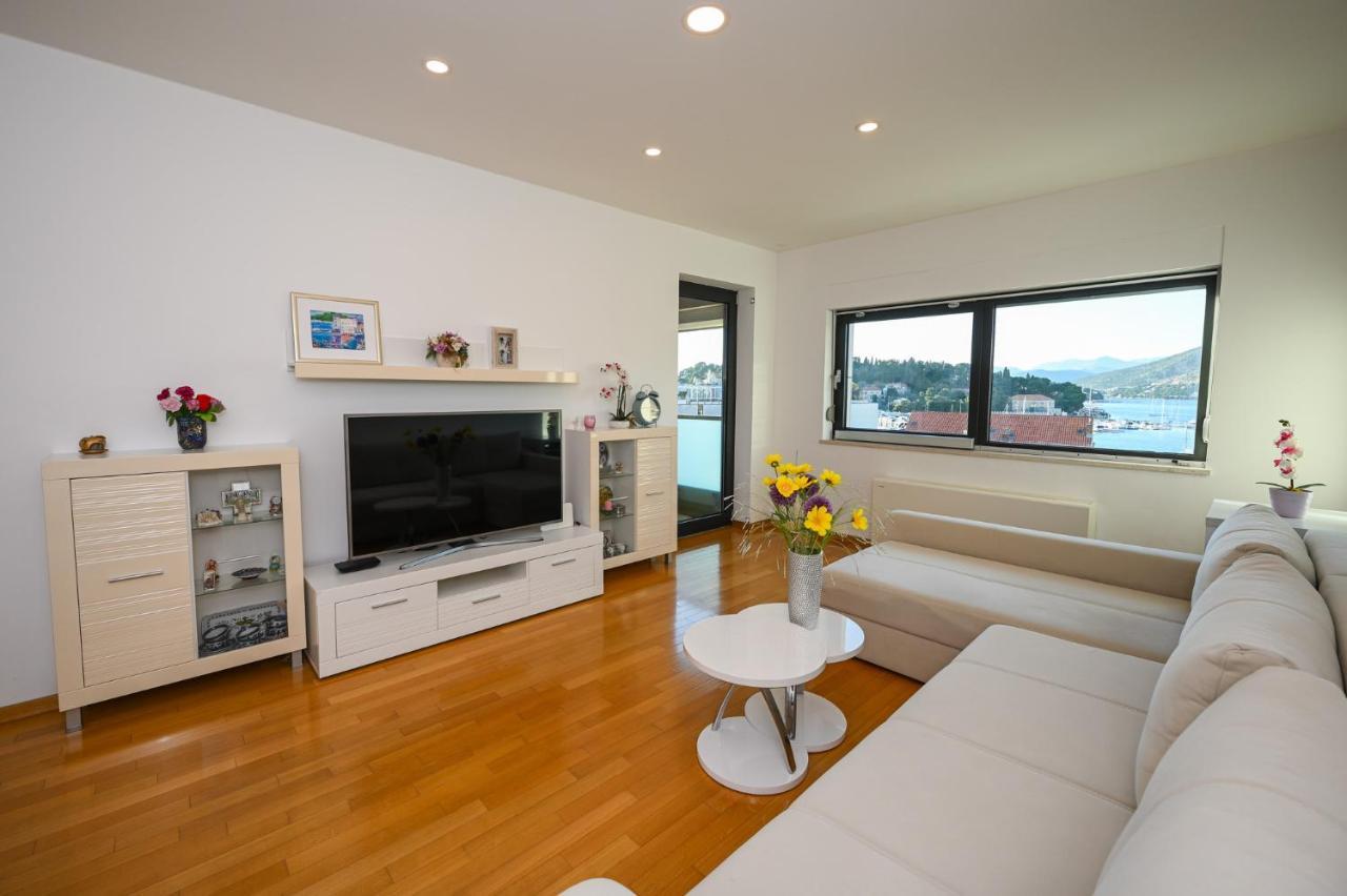 두브로브니크 Sea View Porto With Secured Private Parking 아파트 외부 사진